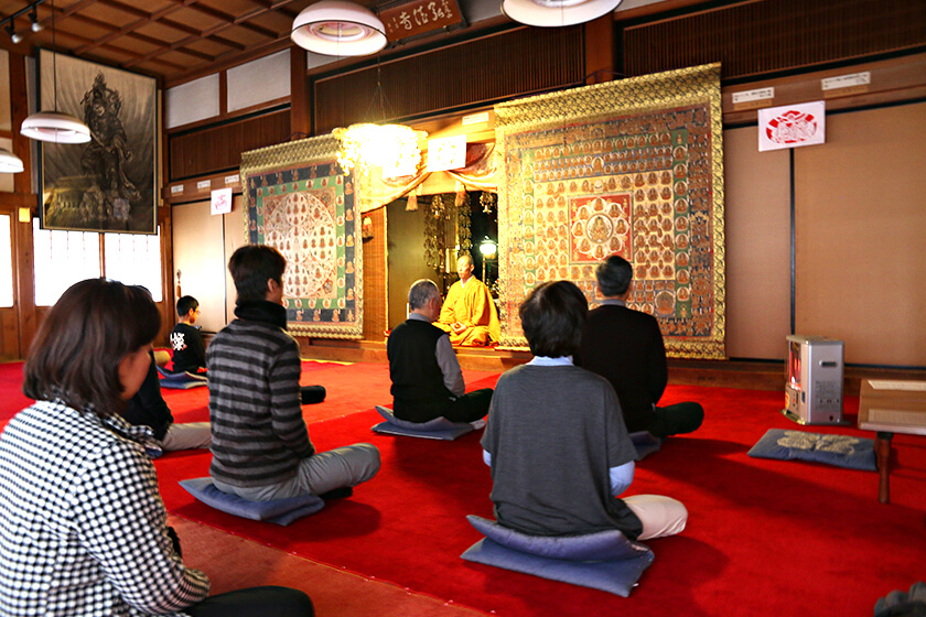 弘法寺で修行体験