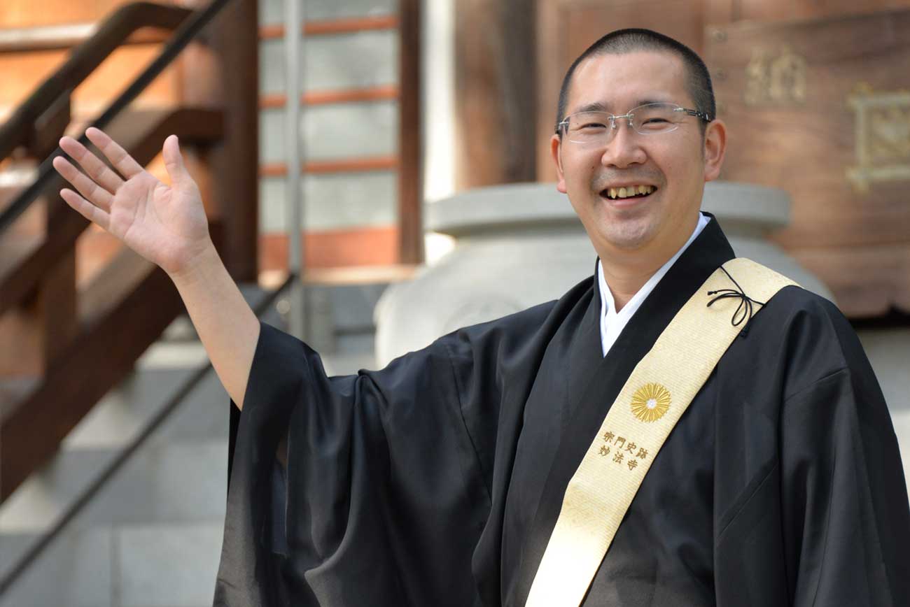 目指すお寺は「人生のコンシェルジュ」 – 妙法寺 住職 久住謙昭さん