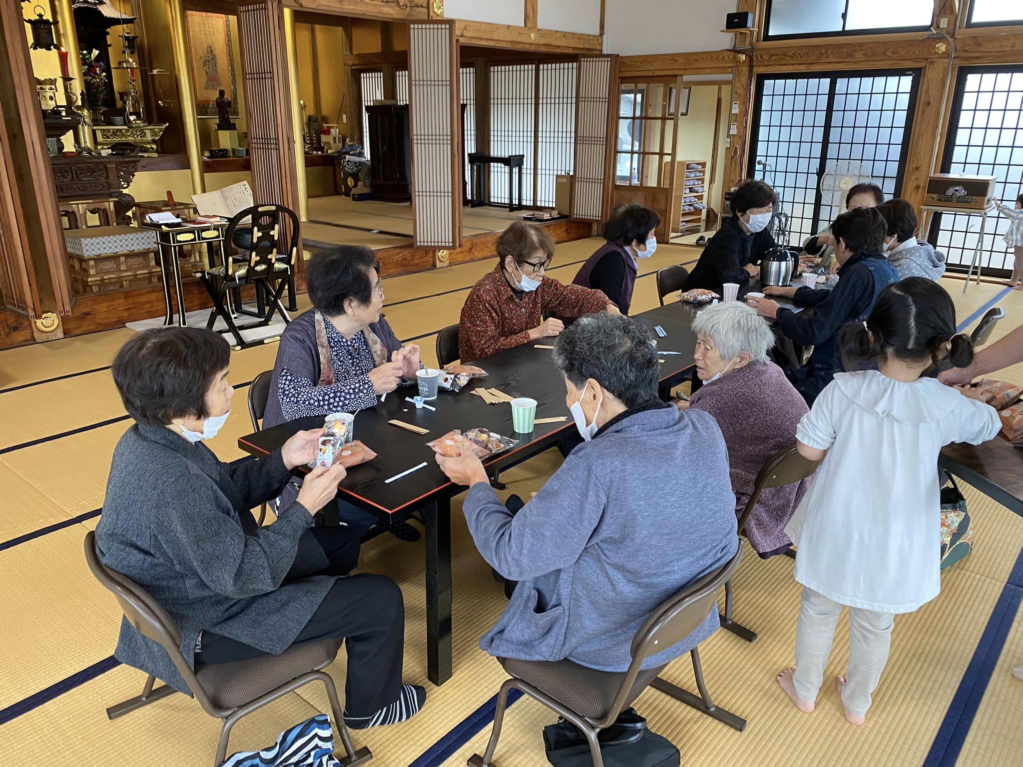 391730627_2407874836059229_266