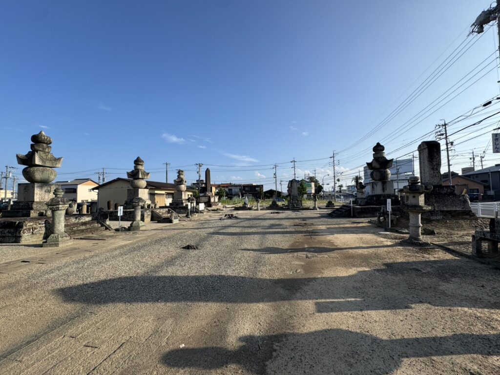 藤堂家墓地の様子