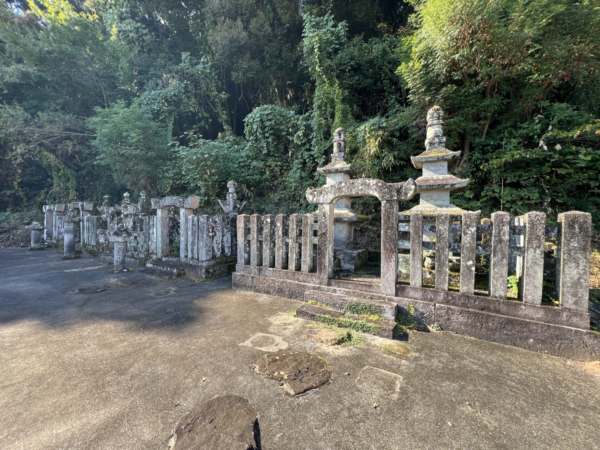 <ruby>須古鍋島家御霊屋<rt>すこなべしまけおたまや</rt></ruby>