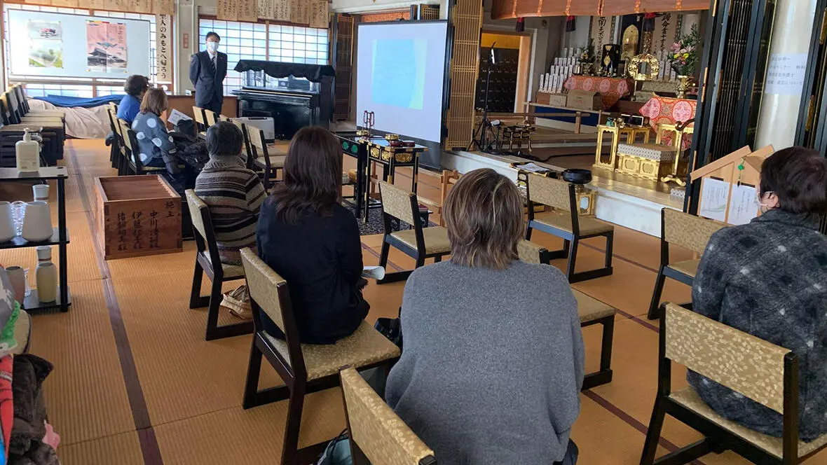 将来の不安を気軽に話せる「終活カフェ」