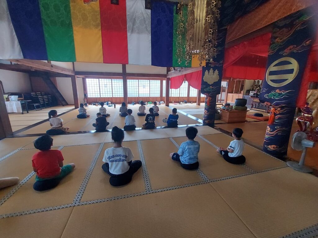 夏休み小学生「禅の集い」