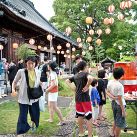 亀居城盆踊り