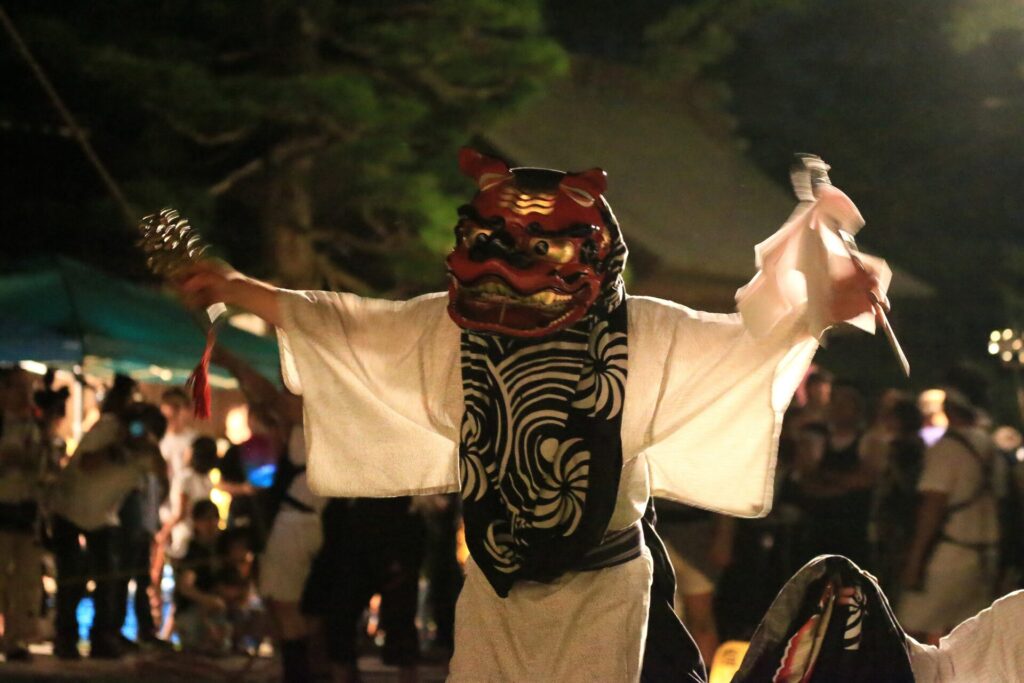 三十三燈籠献灯祭