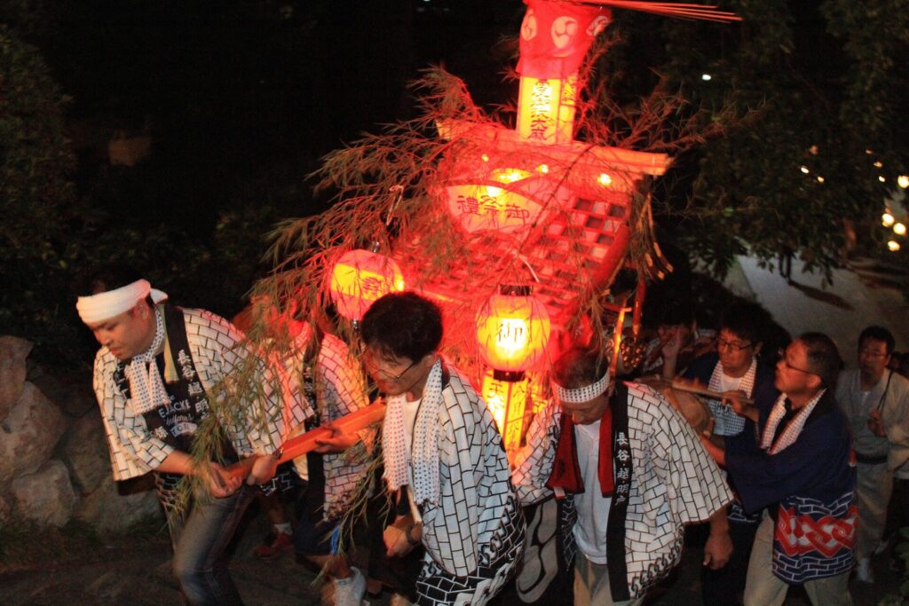 三十三燈籠献灯祭